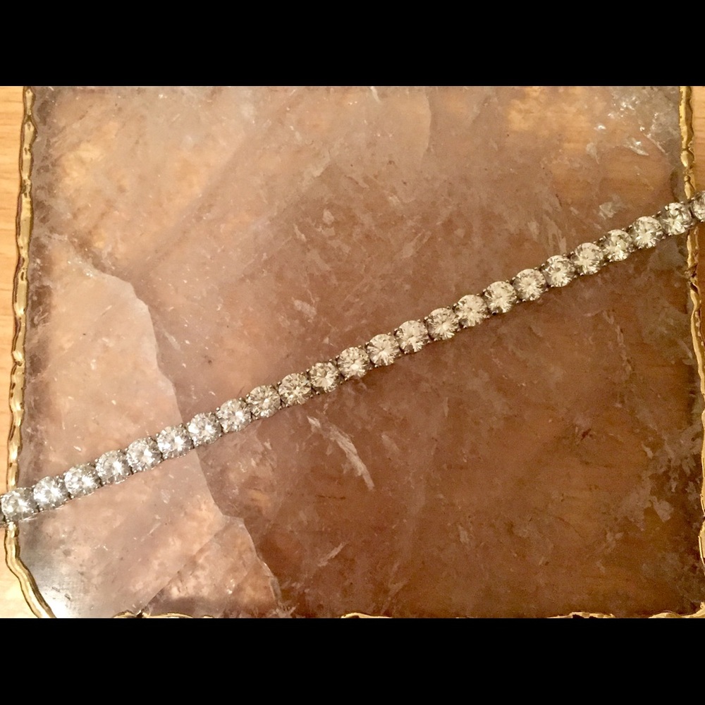 Beautiful Nadri tennis bracelet!